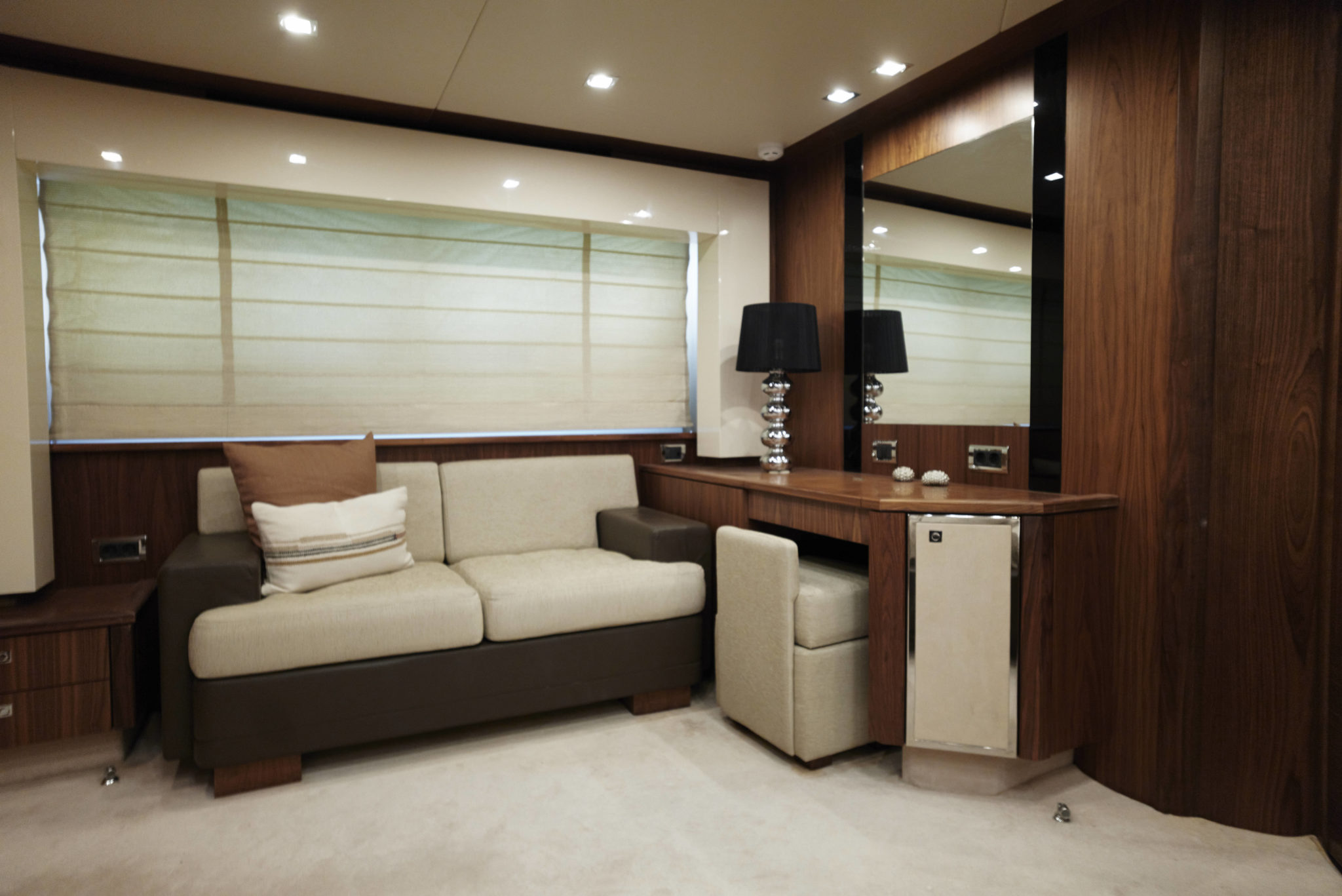 SUNSEEKER PREDATOR 92 _ (10)