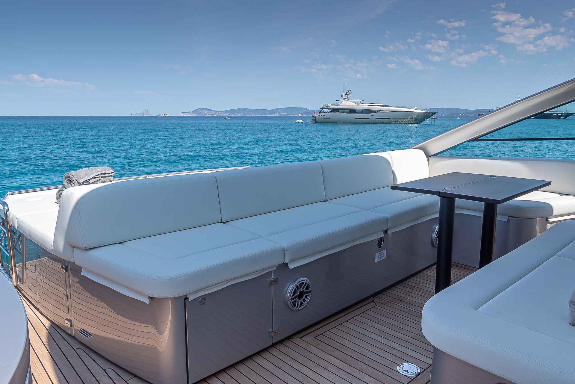 Pershing 5X luxury yacht charter in Ibiza — photo 15 | Cyril Peret