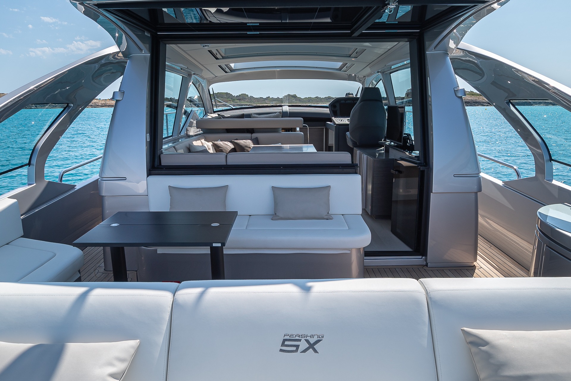 Pershing 5X luxury yacht charter in Ibiza — photo 14 | Cyril Peret